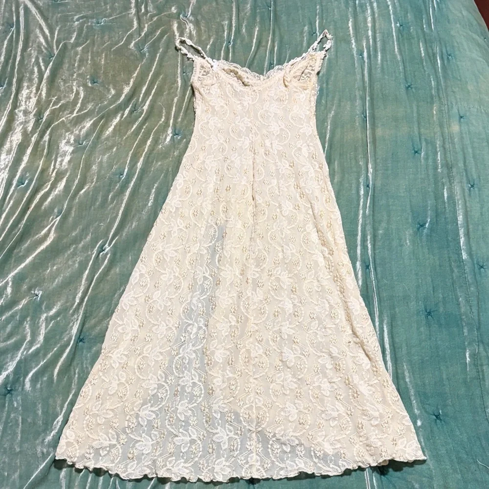 Vintage ivory lace nightgown by Claire Pettibone • Size XS • Pre-owned - Picture 2 of 8